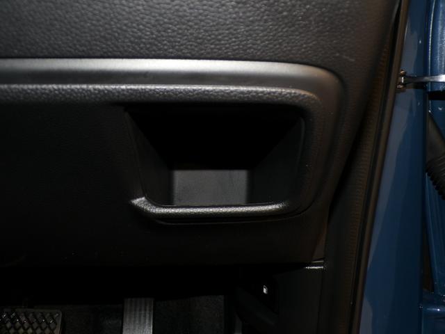 ヴェゼル ｅ：ＨＥＶＺ　Ｂｌｕｅｔｏｏｔｈ接続電動リアゲートシートヒーターワイヤレス充電器ドラレコＥＴＣインターナビフルセグＴＶ純正アルミホイールスマートキー　衝突回避支援ブレーキ機能　１オナ　スマキ　Ｐトランク　Ｄレコ（28枚目）