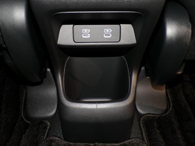 ヴェゼル ｅ：ＨＥＶＺ　Ｂｌｕｅｔｏｏｔｈ接続電動リアゲートシートヒーターワイヤレス充電器ドラレコＥＴＣインターナビフルセグＴＶ純正アルミホイールスマートキー　衝突回避支援ブレーキ機能　１オナ　スマキ　Ｐトランク　Ｄレコ（33枚目）