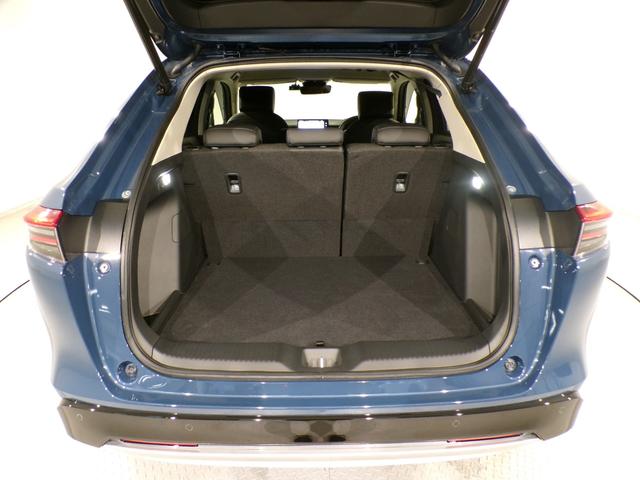 ヴェゼル ｅ：ＨＥＶＺ　Ｂｌｕｅｔｏｏｔｈ接続電動リアゲートシートヒーターワイヤレス充電器ドラレコＥＴＣインターナビフルセグＴＶ純正アルミホイールスマートキー　衝突回避支援ブレーキ機能　１オナ　スマキ　Ｐトランク　Ｄレコ（45枚目）