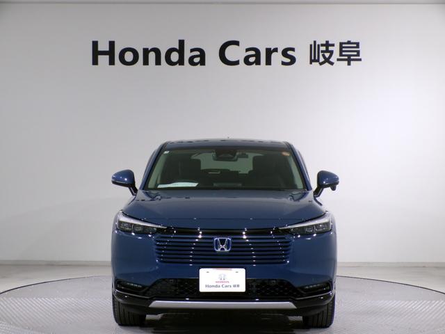 ヴェゼル ｅ：ＨＥＶＺ　Ｂｌｕｅｔｏｏｔｈ接続電動リアゲートシートヒーターワイヤレス充電器ドラレコＥＴＣインターナビフルセグＴＶ純正アルミホイールスマートキー　衝突回避支援ブレーキ機能　１オナ　スマキ　Ｐトランク　Ｄレコ（52枚目）