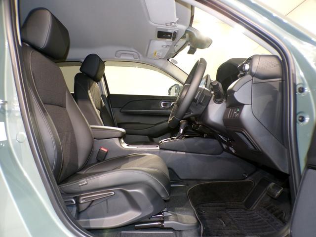 ヴェゼル ｅ：ＨＥＶＺ　Ｂｌｕｅｔｏｏｔｈ接続電動リアゲートシートヒーターワイヤレス充電器ドラレコＥＴＣインターナビフルセグＴＶ純正アルミホイールスマートキー　衝突回避支援ブレーキ機能　１オナ　スマキ　Ｐトランク　Ｄレコ（38枚目）