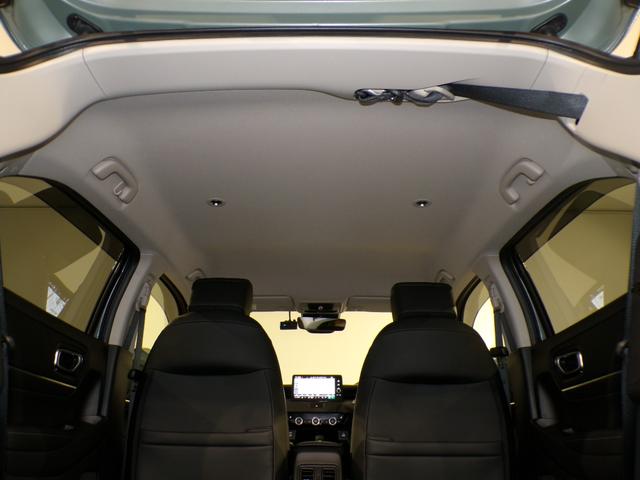 ヴェゼル ｅ：ＨＥＶＺ　Ｂｌｕｅｔｏｏｔｈ接続電動リアゲートシートヒーターワイヤレス充電器ドラレコＥＴＣインターナビフルセグＴＶ純正アルミホイールスマートキー　衝突回避支援ブレーキ機能　１オナ　スマキ　Ｐトランク　Ｄレコ（47枚目）