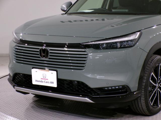 ヴェゼル ｅ：ＨＥＶＺ　Ｂｌｕｅｔｏｏｔｈ接続電動リアゲートシートヒーターワイヤレス充電器ドラレコＥＴＣインターナビフルセグＴＶ純正アルミホイールスマートキー　衝突回避支援ブレーキ機能　１オナ　スマキ　Ｐトランク　Ｄレコ（54枚目）