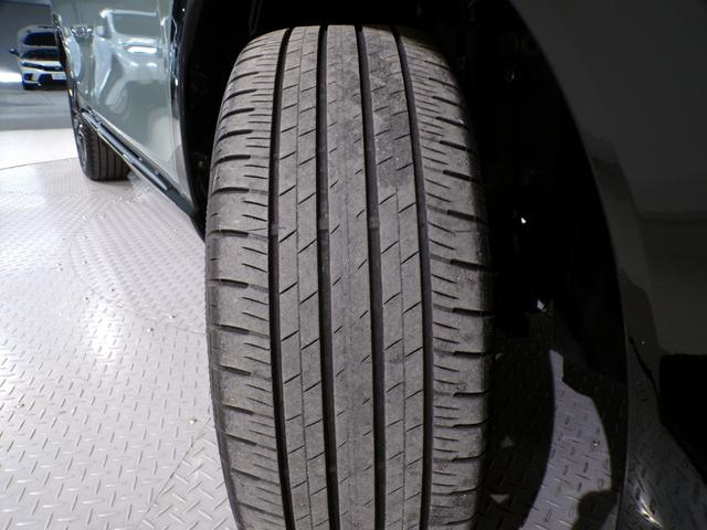 ヴェゼル ｅ：ＨＥＶＺ　Ｂｌｕｅｔｏｏｔｈ接続電動リアゲートシートヒーターワイヤレス充電器ドラレコＥＴＣインターナビフルセグＴＶ純正アルミホイールスマートキー　衝突回避支援ブレーキ機能　１オナ　スマキ　Ｐトランク　Ｄレコ（57枚目）