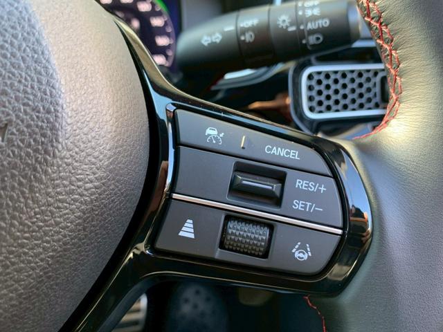 シビック e:HEV シートヒーター フルセグTV メモリナビ 盗難防止システム クリアランスソナー オートクルーズコントロール 地デジフルセグ 後カメラ 1オーナー車 USBポート パワーステアリング 禁煙 LEDライト(5枚目)