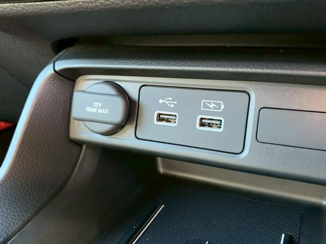 シビック e:HEV シートヒーター フルセグTV メモリナビ 盗難防止システム クリアランスソナー オートクルーズコントロール 地デジフルセグ 後カメラ 1オーナー車 USBポート パワーステアリング 禁煙 LEDライト(13枚目)
