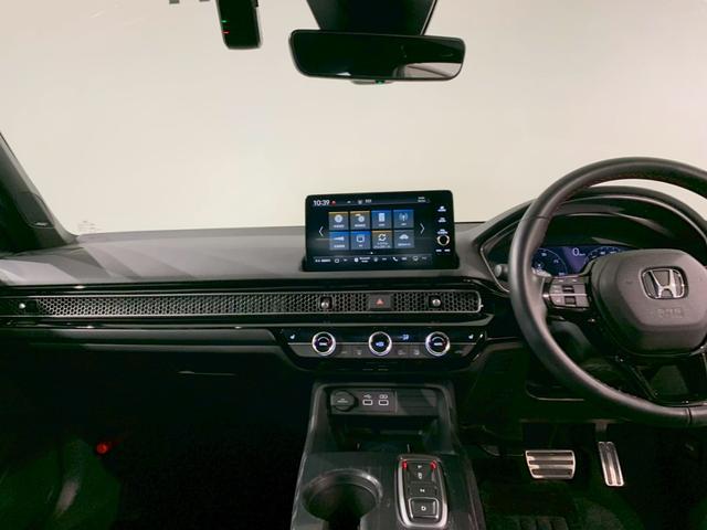 シビック e:HEV シートヒーター フルセグTV メモリナビ 盗難防止システム クリアランスソナー オートクルーズコントロール 地デジフルセグ 後カメラ 1オーナー車 USBポート パワーステアリング 禁煙 LEDライト(17枚目)