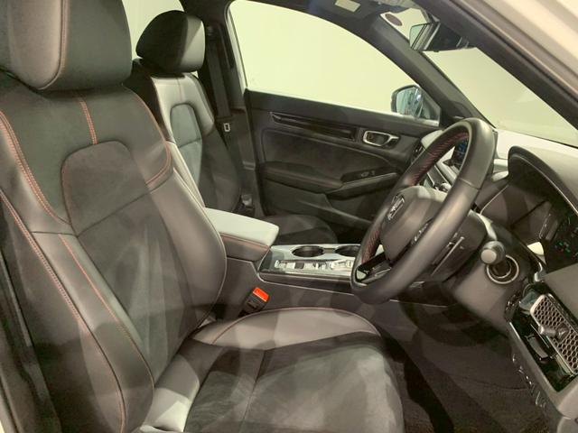 シビック e:HEV シートヒーター フルセグTV メモリナビ 盗難防止システム クリアランスソナー オートクルーズコントロール 地デジフルセグ 後カメラ 1オーナー車 USBポート パワーステアリング 禁煙 LEDライト(26枚目)