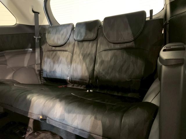 オデッセイハイブリッド ハイブリッドアブソルート・ＥＸホンダセンシング　両側電動スライドドア　フルセグ　メモリナビ　衝突被害軽減Ｓ　Ｂカメラ　ＰＷシート　ＬＥＤライト　地上デジタル　３列シート　ドライブレコーダ　オートクルーズ　オートエアコン　ＵＳＢ　ＥＳＣ　オットマン（25枚目）