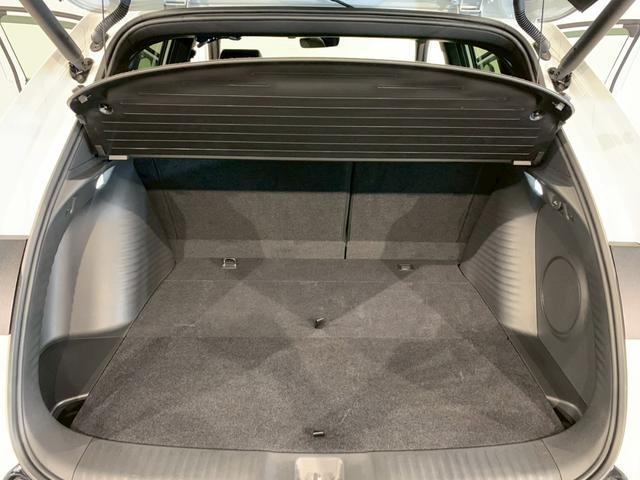 ZR-V e:HEVZ特別仕様車ブラックスタイル シートヒーター フルセグ メモリナビ アラウンドビューモニター LEDヘッドランプ スマ-トキ- クルコン ETC車載器 電動シート 禁煙 ドライブレコーダー 記録簿 本革シート バックカメラ ESC(29枚目)