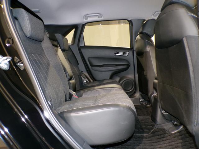 フィット ｅ：ＨＥＶホーム　Ｂｌｕｅｔｏｏｔｈ接続ドラレコＥＴＣスマートキー　前後誤発進抑制機能　助手席エアバッグ　運転席エアバッグ　１オナ　アイドリングストップ　禁煙　ＬＥＤライト　バックカメラ　ＡＢＳ　サイドエアバッグ（38枚目）