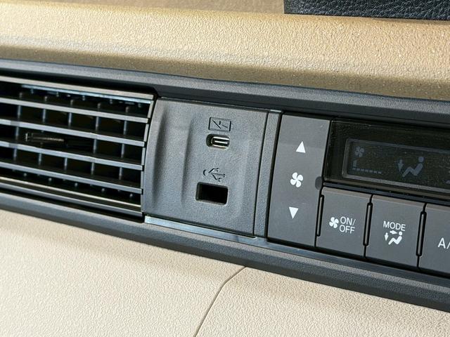 Ｎ－ＢＯＸ ファッションスタイル　当社デモカー　両側電動スライドドア　シートヒーター　禁煙　ソナー　盗難防止装置　スマートキ　ＬＥＤランプ　ＥＴＣ　バックモニター　１オーナー　サイドカーテンエアバック　ドライブレコーダー　クルコン（13枚目）