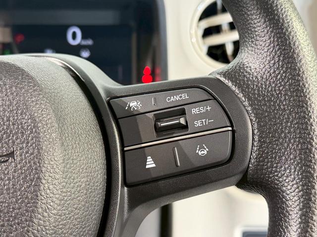 Ｎ－ＢＯＸ ベースグレード　当社デモカー　ドラレコ　フルセグ　シートヒーター　衝突軽減システム　スマートキ－　禁煙　カーテンエアバック　イモビライザー　ＥＣＯモード　横滑り防止　オートクルーズ　ＬＥＤヘッドライト　キーフリー（6枚目）