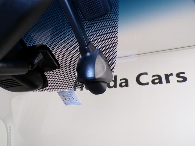 ����K���i�ƂȂ����h���C�u���R�[�_�[����������Ă��܂��B�^�]���̋L�^��^�悵�Ă���܂��A������̎��Ƀh���C�u���R�[�_�[������Έ��S�ł��I