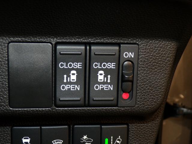 �y�d���X���C�h�h�A�z�{�^����Ŏ��R���݂ɊJ���\�I�w���ŉ^�]�Ȃ���ǂ���̃h�A���J�ł���̂Ŕ��ɕ֗��ȑ����ł��I���ݍ��ݖh�~�@�\�����Ă���̂ŏ����Ȃ��q�l������������S�ł��I