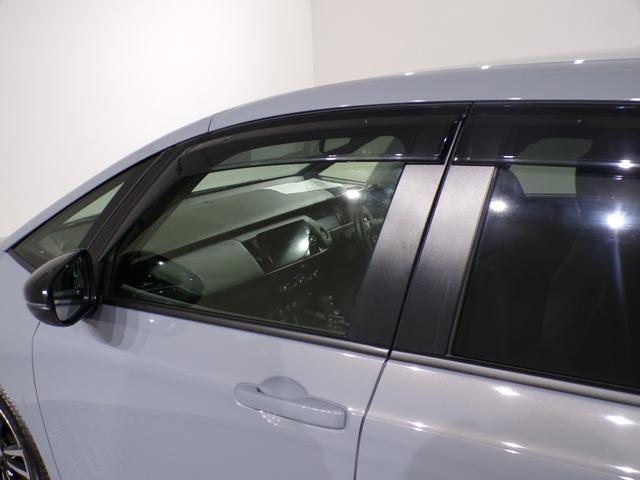 フィット ｅ：ＨＥＶＲＳ　Ｂｌｕｅｔｏｏｔｈ接続ドラレコＥＴＣインターナビフルセグＴＶ純正アルミホイールスマートキー　エアバッグ　ナビ＆ＴＶ　パワーウィンドウ　助手席エアバッグ　Ｄレコ　フルセグテレビ　ＬＥＤヘッドランプ　禁煙（11枚目）