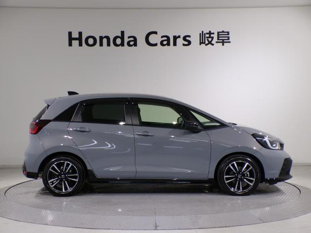 フィット ｅ：ＨＥＶＲＳ　Ｂｌｕｅｔｏｏｔｈ接続ドラレコＥＴＣインターナビフルセグＴＶ純正アルミホイールスマートキー　エアバッグ　ナビ＆ＴＶ　パワーウィンドウ　助手席エアバッグ　Ｄレコ　フルセグテレビ　ＬＥＤヘッドランプ　禁煙（48枚目）