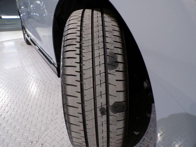 フィット ｅ：ＨＥＶＲＳ　Ｂｌｕｅｔｏｏｔｈ接続ドラレコＥＴＣインターナビフルセグＴＶ純正アルミホイールスマートキー　エアバッグ　ナビ＆ＴＶ　パワーウィンドウ　助手席エアバッグ　Ｄレコ　フルセグテレビ　ＬＥＤヘッドランプ　禁煙（55枚目）