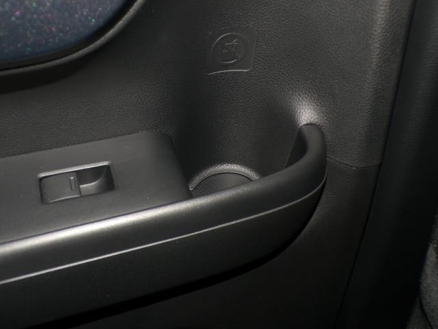 N-WGNカスタム L・ターボホンダセンシング Bluetooth接続シートヒータードラレコETCインターナビフルセグTV純正アルミホイールスマートキー ブレーキサポート 盗難警報装置 横滑り防止機能 禁煙 サイドエアバック クルーズC リヤカメラ(31枚目)