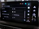 CD、DVD、Bluetooth、AM、FM、AUX、スマートフォン接続ができます。