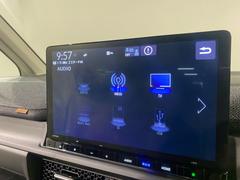 ナビゲーションの起動や検索の速度が速いメモリーナビ搭載。初めてお出掛けする場所でも快適・安心です。 6