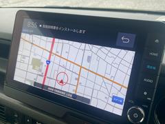 ナビゲーションの起動や検索の速度が速いメモリーナビ搭載。初めてお出掛けする場所でも快適・安心です。 5