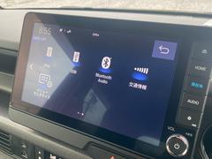 ナビゲーションの起動や検索の速度が速いメモリーナビ搭載。初めてお出掛けする場所でも快適・安心です。 7