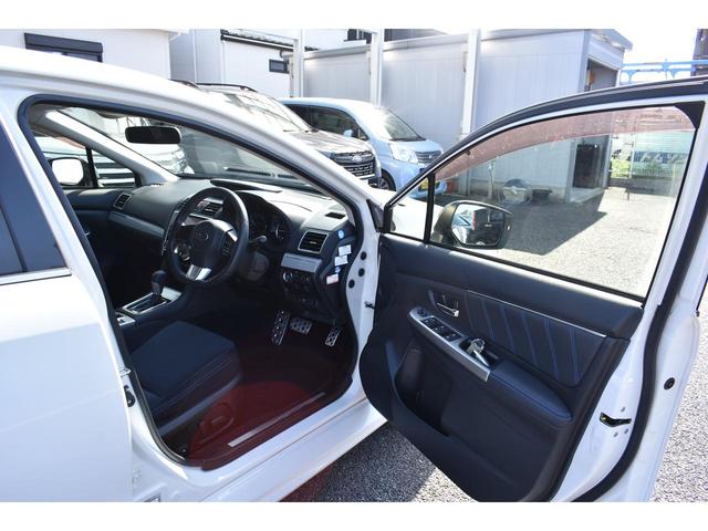レヴォーグ １．６ＧＴ－Ｓアイサイト　エアロ　純正ナビ　Ｒカメラ　ＥＴＣ　全車速追従クルーズコントロール　中央車線維持　車線逸脱防止機能　先行者発進お知らせ機能　誤発進抑制機能　左右独立調整フルオートエアコン　メッシュグリル（42枚目）