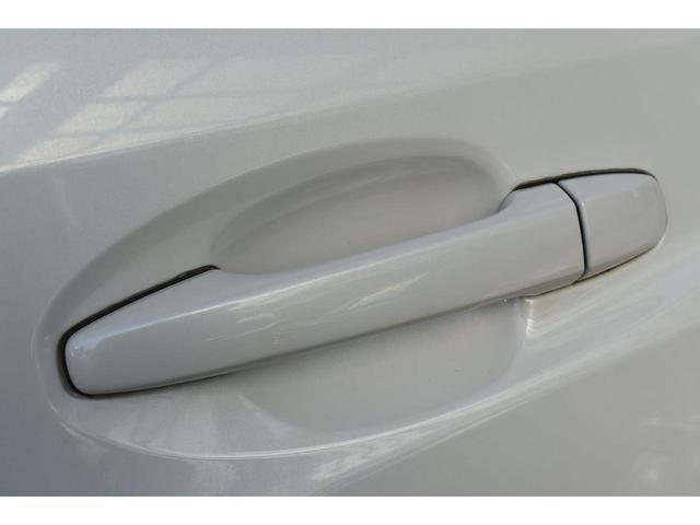レヴォーグ １．６ＧＴ－Ｓアイサイト　エアロ　純正ナビ　Ｒカメラ　ＥＴＣ　全車速追従クルーズコントロール　中央車線維持　車線逸脱防止機能　先行者発進お知らせ機能　誤発進抑制機能　左右独立調整フルオートエアコン　メッシュグリル（66枚目）
