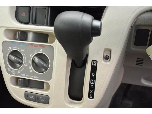 ステラ Ｌスマートアシスト　元社用車　純正オーディオ　アイボリー内装　スマートアシスト　衝突警報機能　誤発進抑制機能（作動車速６０ｋｍ／ｈ以下※対歩行者は５０ｋｍ／ｈ以下）　車線逸脱警報機能　オートハイビーム　先行車発進お知らせ機能（27枚目）