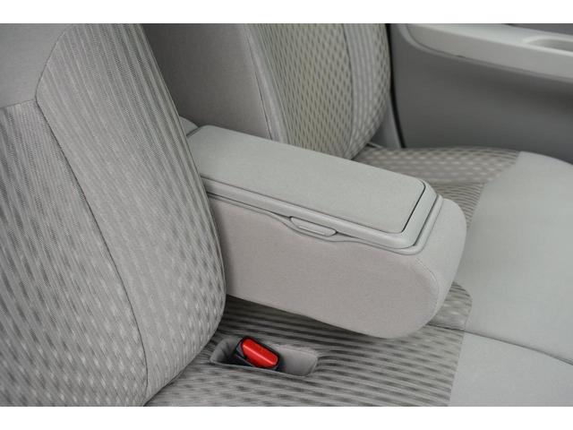 ステラ Ｌスマートアシスト　元社用車　純正オーディオ　アイボリー内装　スマートアシスト　衝突警報機能　誤発進抑制機能（作動車速６０ｋｍ／ｈ以下※対歩行者は５０ｋｍ／ｈ以下）　車線逸脱警報機能　オートハイビーム　先行車発進お知らせ機能（35枚目）