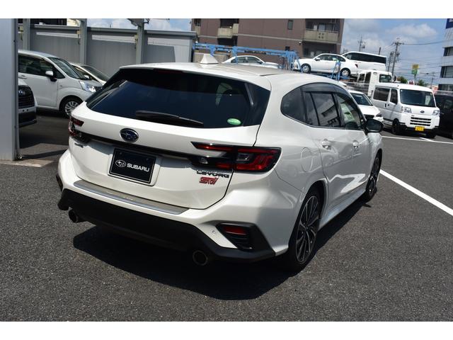 レヴォーグ ＳＴＩスポーツＥＸ　スターリンクナビ　本革シート　全車速追従クルーズコントロール　中央車線維持　車線逸脱防止機能　側方警戒システム　後退時ブレーキアシスト　ドライブモードセレクト　フロント・サイド・リアカメラ　左右独立調整フルオートエアコン（2枚目）