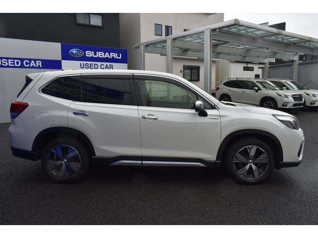 フォレスター アドバンス　純正ナビ　サンルーフ　パワーリアゲート　アイサイトＶＥＲ３．０　パワーリアゲート　ブルーレイ／ＤＶＤ再生　フロント・サイド・リアカメラ　全車速追従クルーズコントロール　中央車線維持　車線逸脱防止機能　側方警戒システム　後退時ブレーキアシスト（16枚目）