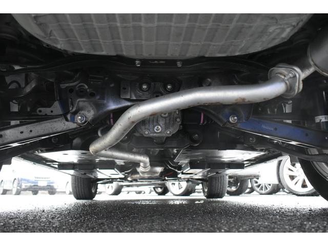 フォレスター アドバンス　純正ナビ　サンルーフ　パワーリアゲート　アイサイトＶＥＲ３．０　パワーリアゲート　ブルーレイ／ＤＶＤ再生　フロント・サイド・リアカメラ　全車速追従クルーズコントロール　中央車線維持　車線逸脱防止機能　側方警戒システム　後退時ブレーキアシスト（18枚目）