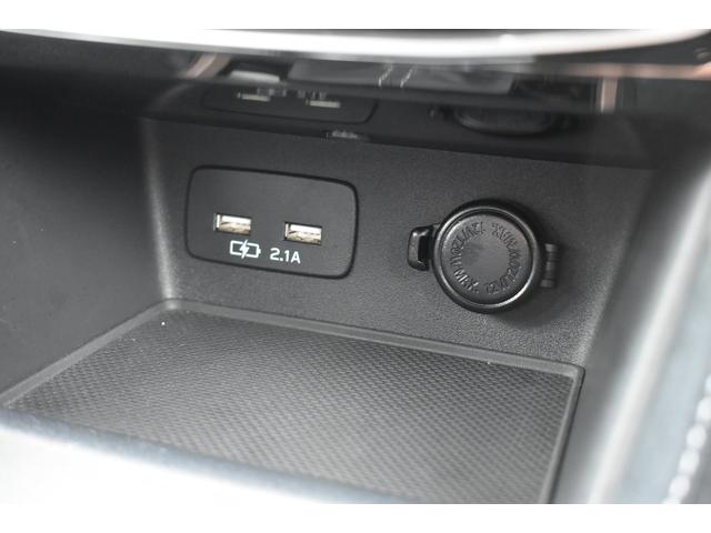 フォレスター アドバンス　純正ナビ　サンルーフ　パワーリアゲート　アイサイトＶＥＲ３．０　パワーリアゲート　ブルーレイ／ＤＶＤ再生　フロント・サイド・リアカメラ　全車速追従クルーズコントロール　中央車線維持　車線逸脱防止機能　側方警戒システム　後退時ブレーキアシスト（42枚目）