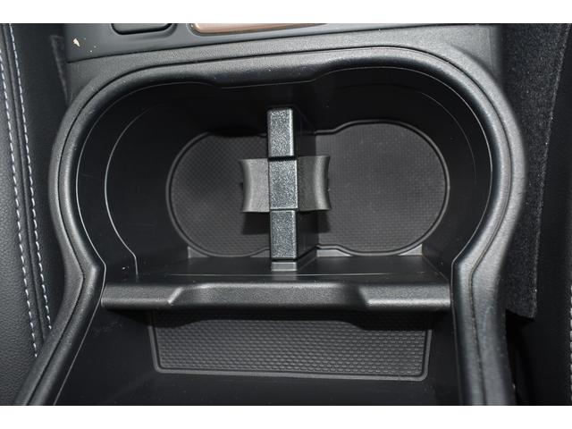 フォレスター アドバンス　純正ナビ　サンルーフ　パワーリアゲート　アイサイトＶＥＲ３．０　パワーリアゲート　ブルーレイ／ＤＶＤ再生　フロント・サイド・リアカメラ　全車速追従クルーズコントロール　中央車線維持　車線逸脱防止機能　側方警戒システム　後退時ブレーキアシスト（45枚目）