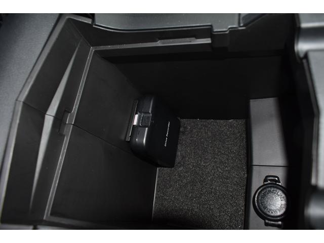 フォレスター アドバンス　純正ナビ　サンルーフ　パワーリアゲート　アイサイトＶＥＲ３．０　パワーリアゲート　ブルーレイ／ＤＶＤ再生　フロント・サイド・リアカメラ　全車速追従クルーズコントロール　中央車線維持　車線逸脱防止機能　側方警戒システム　後退時ブレーキアシスト（48枚目）