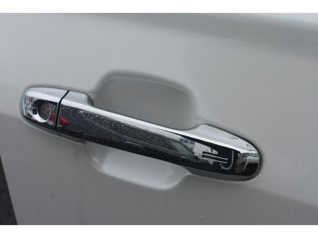 フォレスター アドバンス　純正ナビ　サンルーフ　パワーリアゲート　アイサイトＶＥＲ３．０　パワーリアゲート　ブルーレイ／ＤＶＤ再生　フロント・サイド・リアカメラ　全車速追従クルーズコントロール　中央車線維持　車線逸脱防止機能　側方警戒システム　後退時ブレーキアシスト（74枚目）