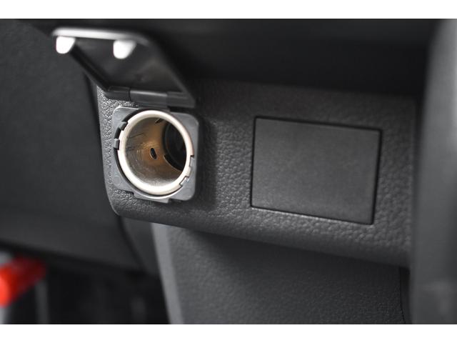 サンバーバン トランスポーター　純正ドラレコ　前後コーナーセンサー　スマートアシスト　　オーバーヘッドシェルフ　ハンガーバー　アダプティブドライビングビーム　先行車発進お知らせ機能　車線逸脱警報機能（34枚目）