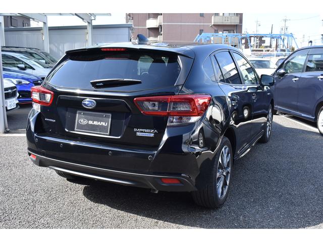 インプレッサスポーツ ２．０ｅ－Ｌアイサイト　純正ナビ　ＥＴＣ　Ｒカメラ　プッシュスタート＆スマートアクセス　全車速追従クルーズコントロール　中央車線維持　車線逸脱防止機能　後退時ブレーキアシスト　左右独立調整フルオートエアコン　歩行者用エアバッグ（2枚目）