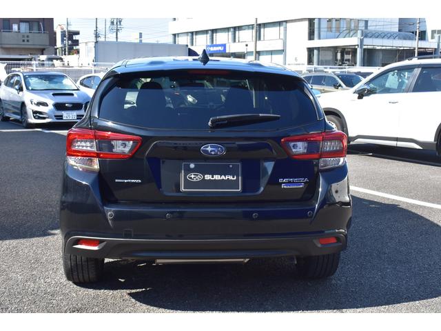 インプレッサスポーツ ２．０ｅ－Ｌアイサイト　純正ナビ　ＥＴＣ　Ｒカメラ　プッシュスタート＆スマートアクセス　全車速追従クルーズコントロール　中央車線維持　車線逸脱防止機能　後退時ブレーキアシスト　左右独立調整フルオートエアコン　歩行者用エアバッグ（12枚目）