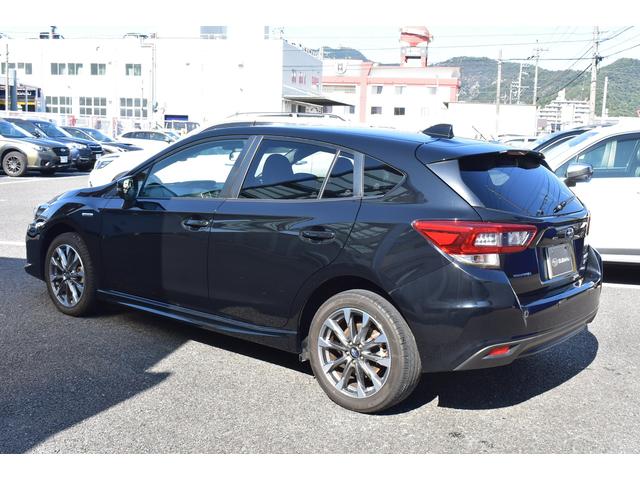 インプレッサスポーツ ２．０ｅ－Ｌアイサイト　純正ナビ　ＥＴＣ　Ｒカメラ　プッシュスタート＆スマートアクセス　全車速追従クルーズコントロール　中央車線維持　車線逸脱防止機能　後退時ブレーキアシスト　左右独立調整フルオートエアコン　歩行者用エアバッグ（17枚目）