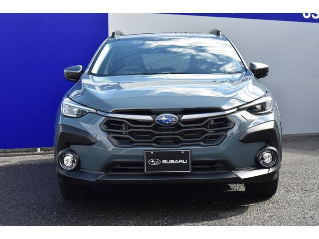 クロストレック リミテッド　サンルーフ　ルーフレール　スターリンクナビ　Ｘ－ＭＯＤＥ　デジタルマルチビューモニター　フロント・サイド・リアカメラ　全車速追従クルーズコントロール　中央車線維持　車線逸脱防止機能　側方警戒システム　後退時ブレーキアシスト（11枚目）