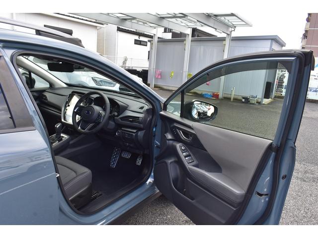 クロストレック リミテッド　サンルーフ　ルーフレール　スターリンクナビ　Ｘ－ＭＯＤＥ　デジタルマルチビューモニター　フロント・サイド・リアカメラ　全車速追従クルーズコントロール　中央車線維持　車線逸脱防止機能　側方警戒システム　後退時ブレーキアシスト（45枚目）