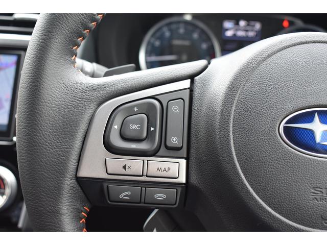 �X�e�A�����O�I�[�f�B�I�����R���X�C�b�`�ɂ��i�r��ʂɎ��G��邱�ƂȂ�����\�ł�