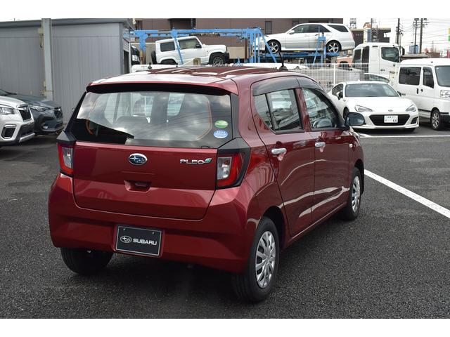 プレオプラス Ｆ　純正ＣＤオーディオ　ワンオーナー　キーレスエントリー　横滑り制御装置　アイドリングストップ　ＦＭ／ＡＭ　パンク修理キット　ハロゲンヘッドライト　ＬＥＤテールランプ　ホイールカバー付き１３インチスチールホイール（2枚目）