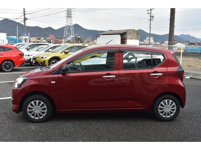 プレオプラス Ｆ　純正ＣＤオーディオ　ワンオーナー　キーレスエントリー　横滑り制御装置　アイドリングストップ　ＦＭ／ＡＭ　パンク修理キット　ハロゲンヘッドライト　ＬＥＤテールランプ　ホイールカバー付き１３インチスチールホイール（10枚目）