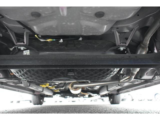 プレオプラス Ｆ　純正ＣＤオーディオ　ワンオーナー　キーレスエントリー　横滑り制御装置　アイドリングストップ　ＦＭ／ＡＭ　パンク修理キット　ハロゲンヘッドライト　ＬＥＤテールランプ　ホイールカバー付き１３インチスチールホイール（18枚目）