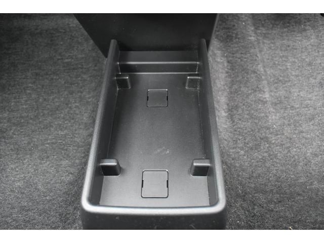 プレオプラス Ｆ　純正ＣＤオーディオ　ワンオーナー　キーレスエントリー　横滑り制御装置　アイドリングストップ　ＦＭ／ＡＭ　パンク修理キット　ハロゲンヘッドライト　ＬＥＤテールランプ　ホイールカバー付き１３インチスチールホイール（29枚目）