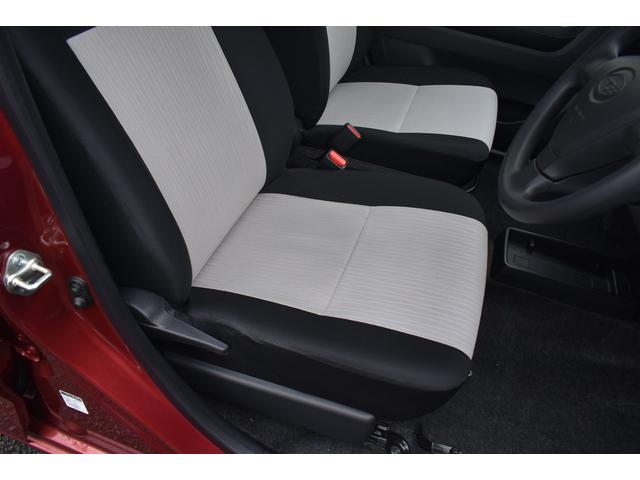 プレオプラス Ｆ　純正ＣＤオーディオ　ワンオーナー　キーレスエントリー　横滑り制御装置　アイドリングストップ　ＦＭ／ＡＭ　パンク修理キット　ハロゲンヘッドライト　ＬＥＤテールランプ　ホイールカバー付き１３インチスチールホイール（33枚目）